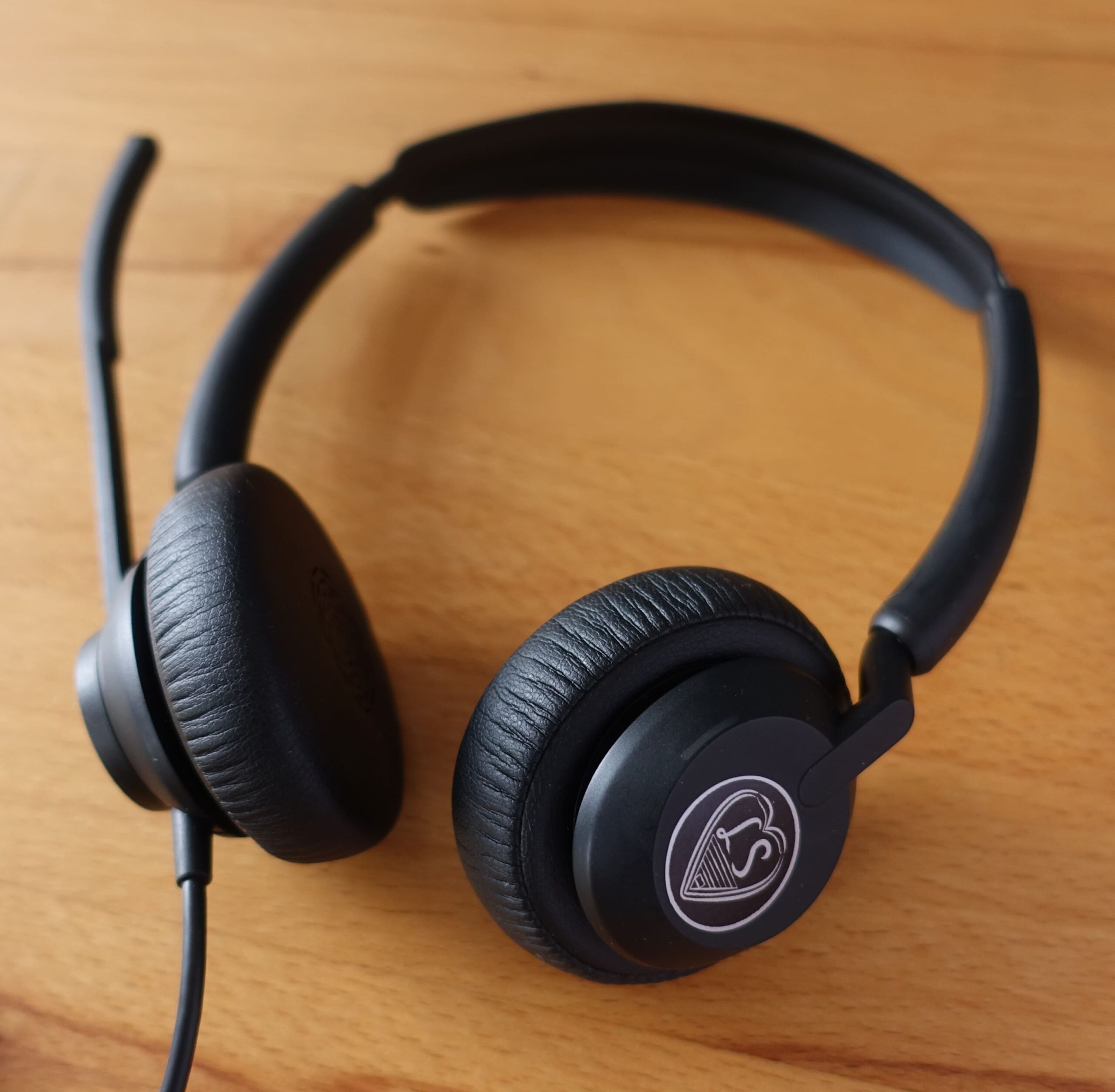 Lautsänger Viv headset side view